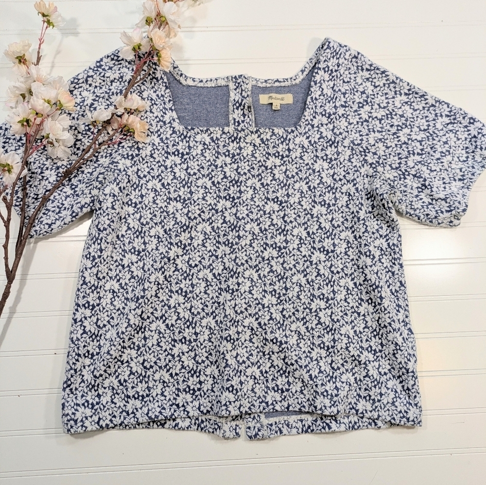 Madewell Floral Jaquard Button Back Top in Indigo - Picture 2 of 4